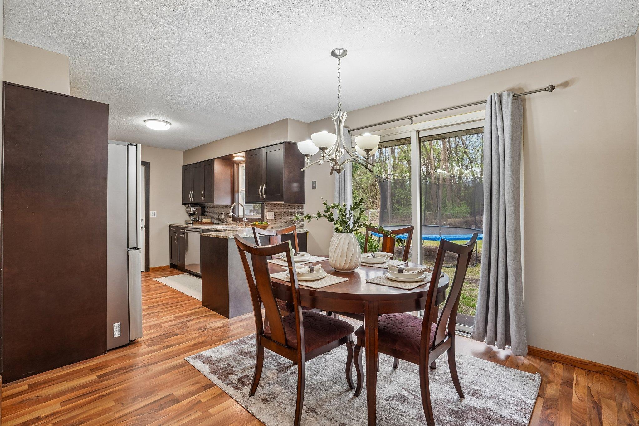 11-web-or-mls-80th Ave N-S2404-011.jpg