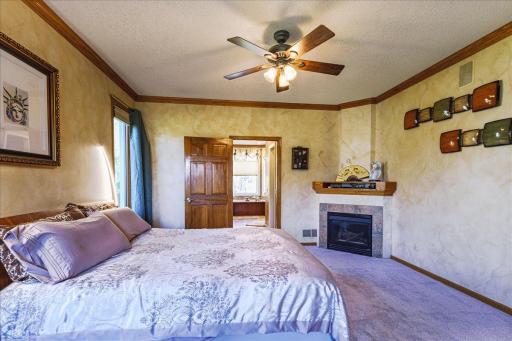 25-Primary Bedroom.jpg