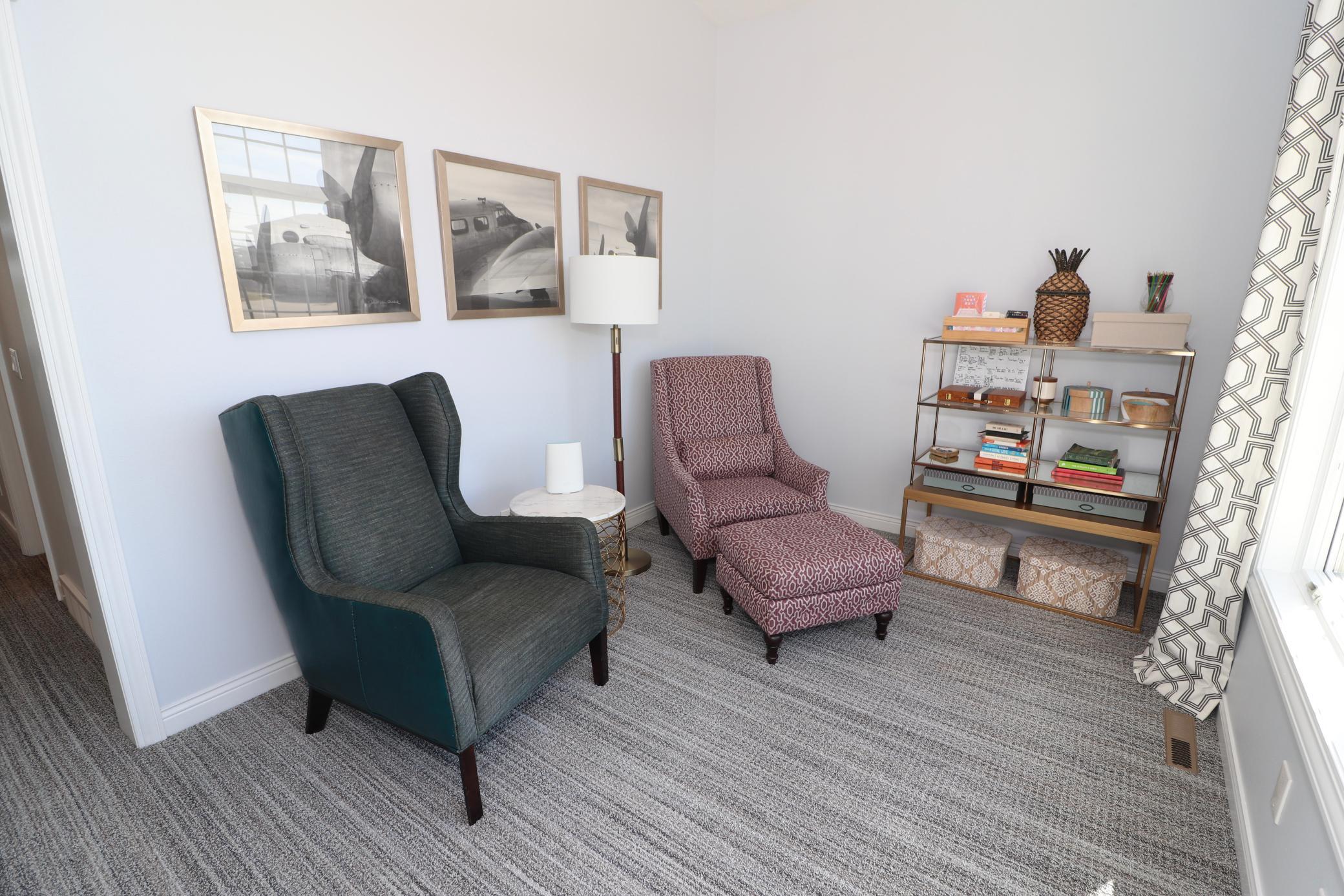 office/sitting room