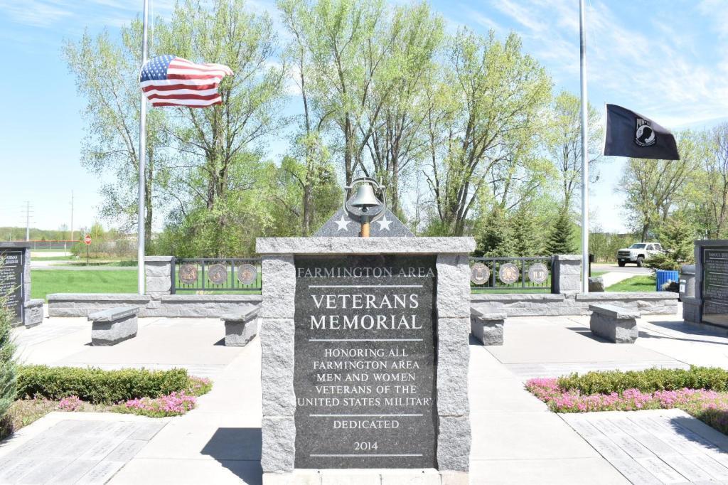 The Veteran's Memorial is also a wonderful site to see in downtown Farmington!