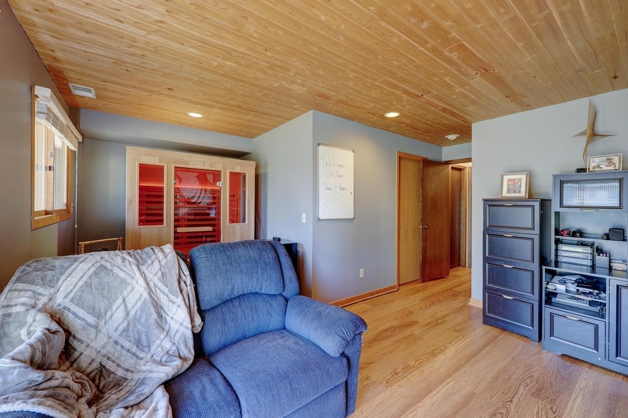 11106 Xavier Family Room 2.jpg