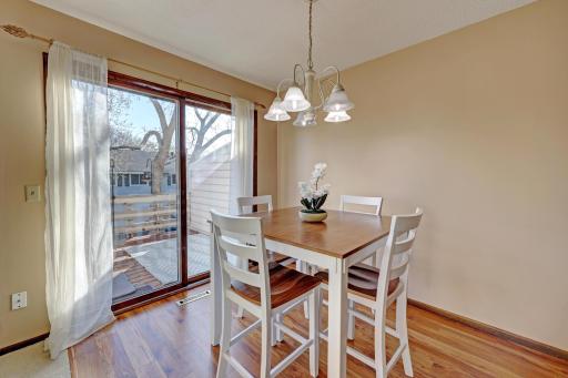 11106 Xavier Dining Area.jpg