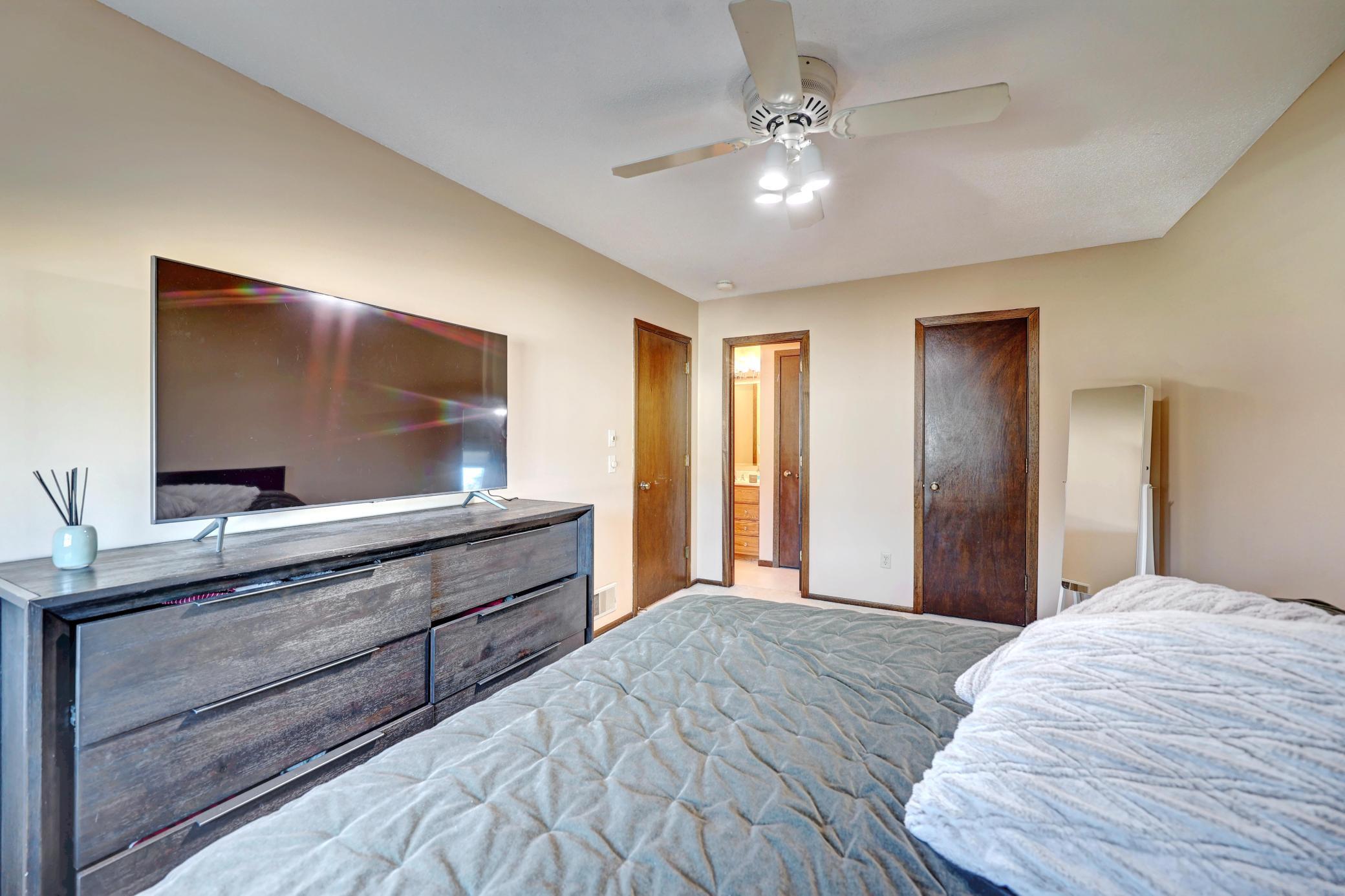 11106 Xavier Second Bedroom.jpg