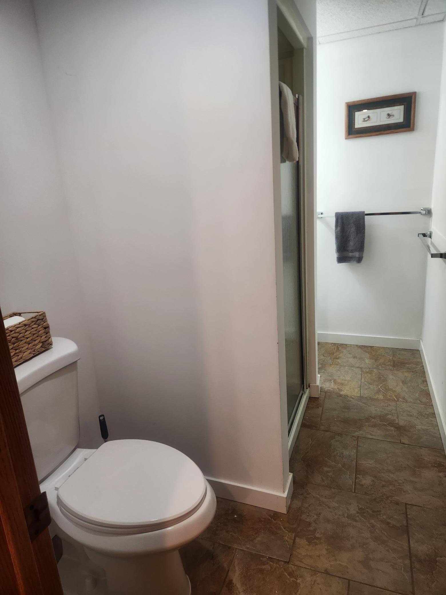 Main level bathroom view 2.jpg