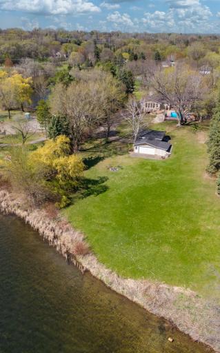 994 Wagon Wheel Trail, Saint Paul, MN 55120