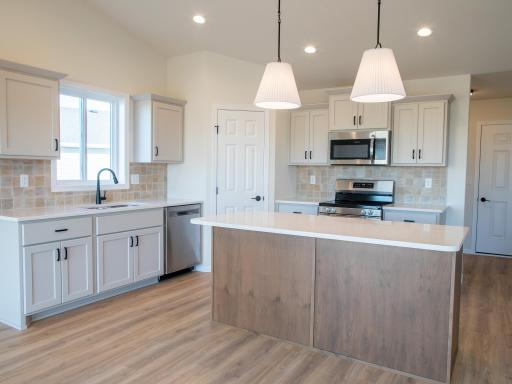 10109 Concord Drive, Horace, ND 58047
