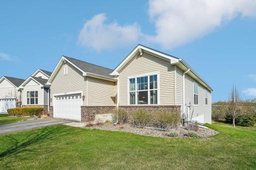 3-web-or-mls-Terra Vista Path-S2304-003.jpg