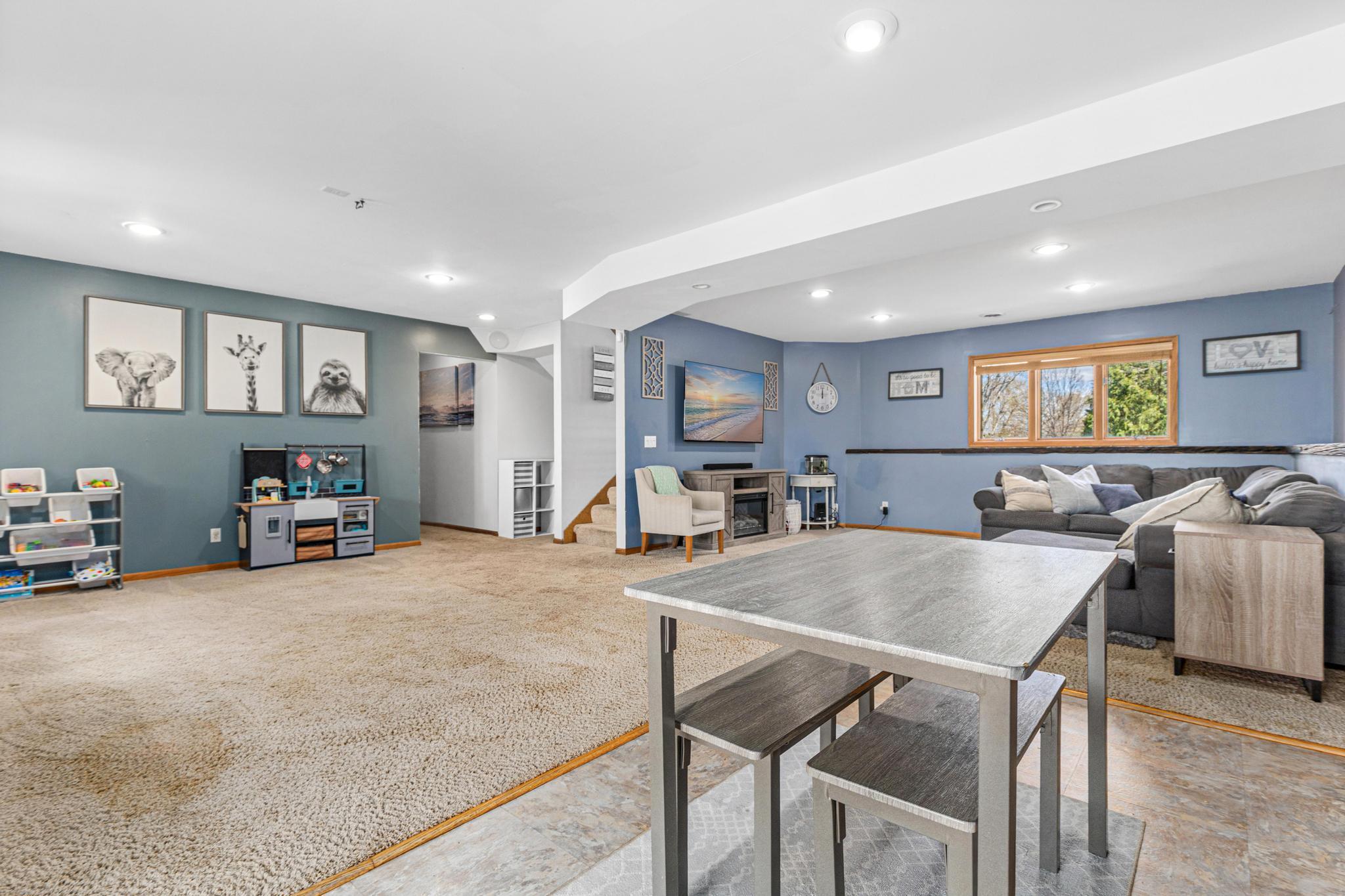 5725 157th Street N-12.jpg