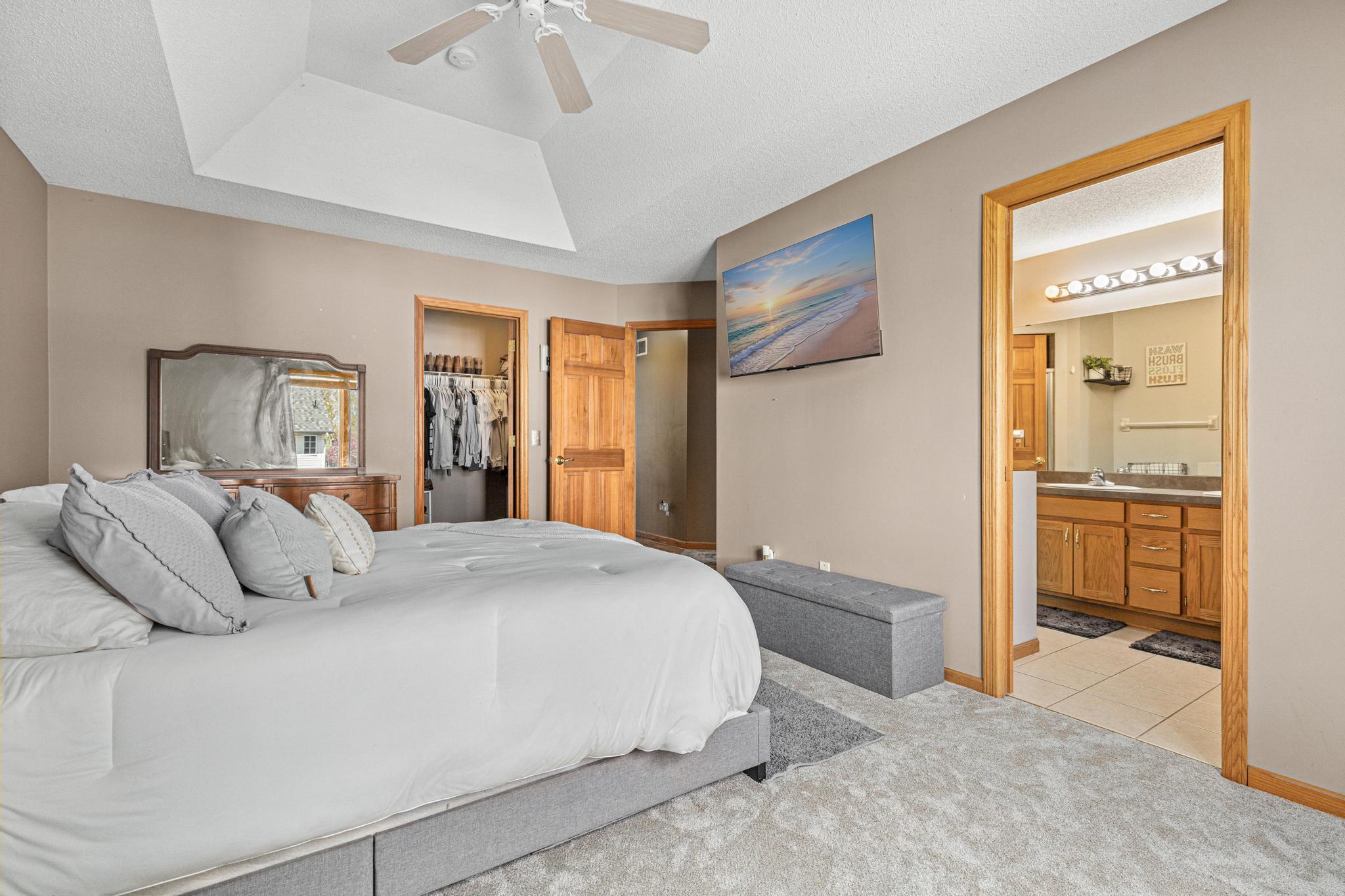 5725 157th Street N-17.jpg