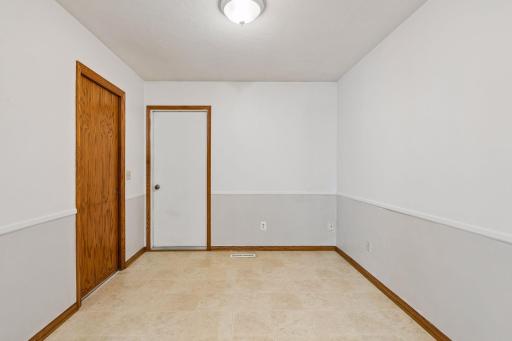 7775 Glenda Court, Apple Valley, MN 55124