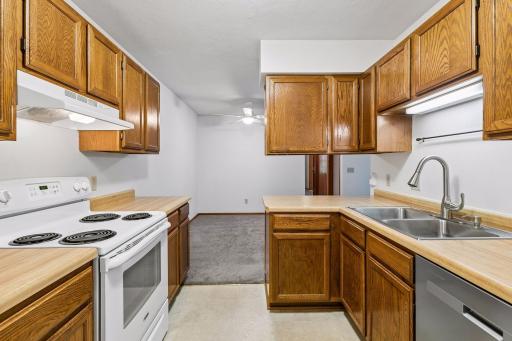 7775 Glenda Court, Apple Valley, MN 55124