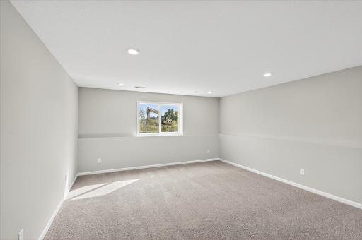 4690 89th Street NE, Monticello, MN 55362