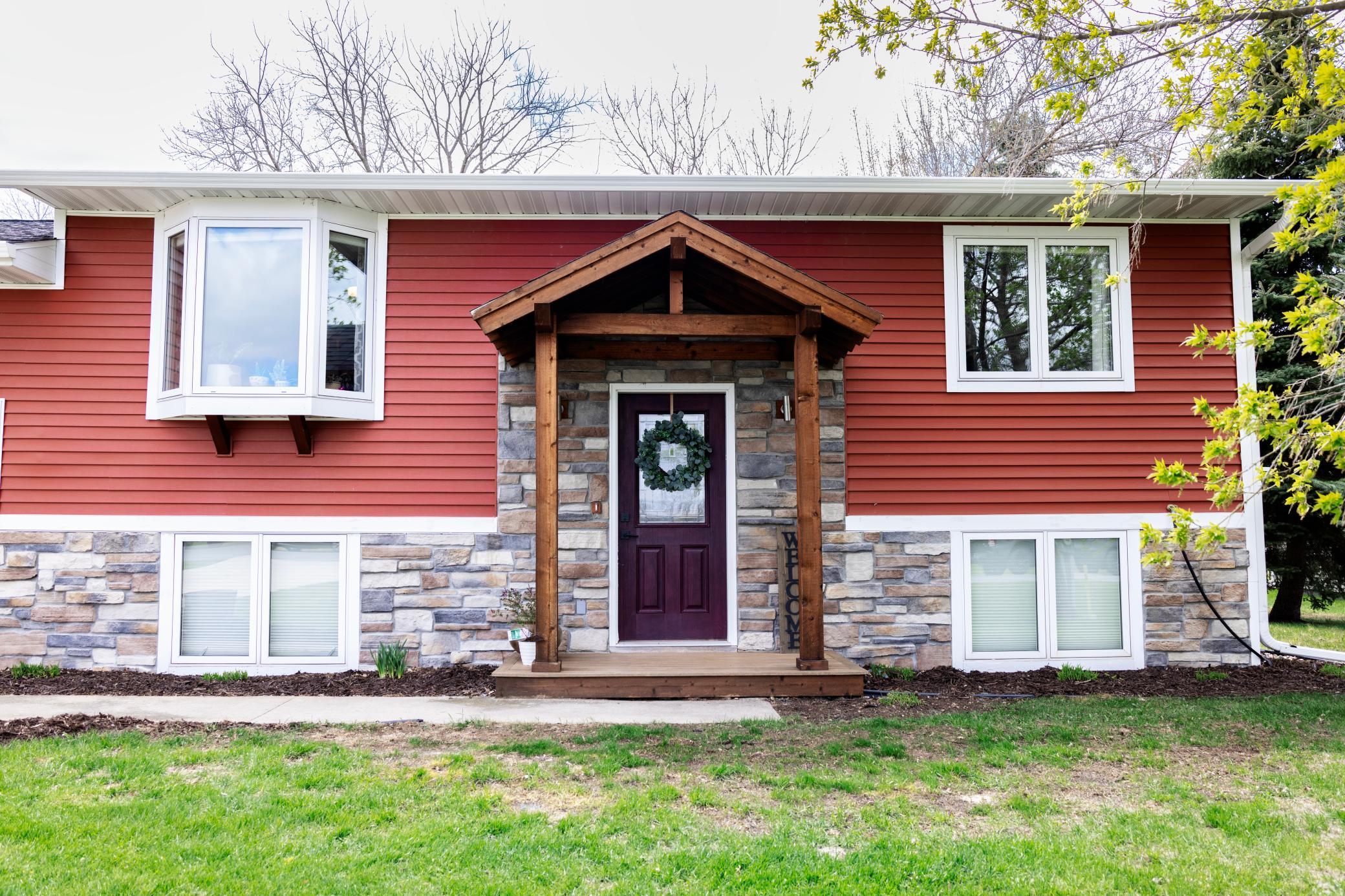 Aion-1312 Moor Stone Dr NE - 002R.jpg