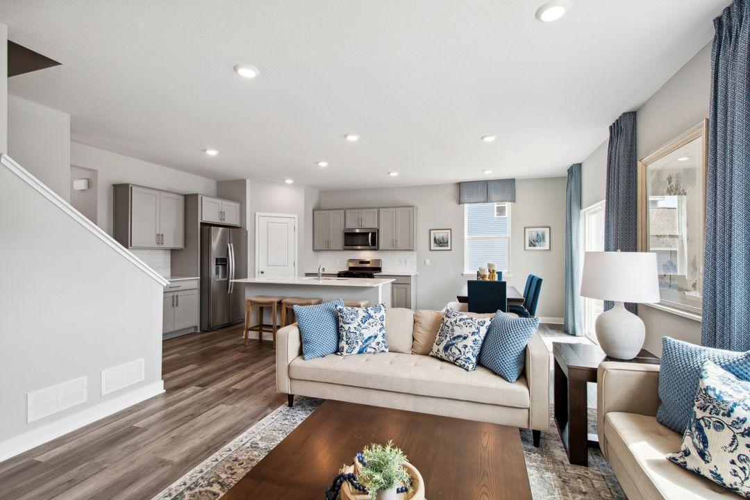 So much beautiful light flooding through the large windows!