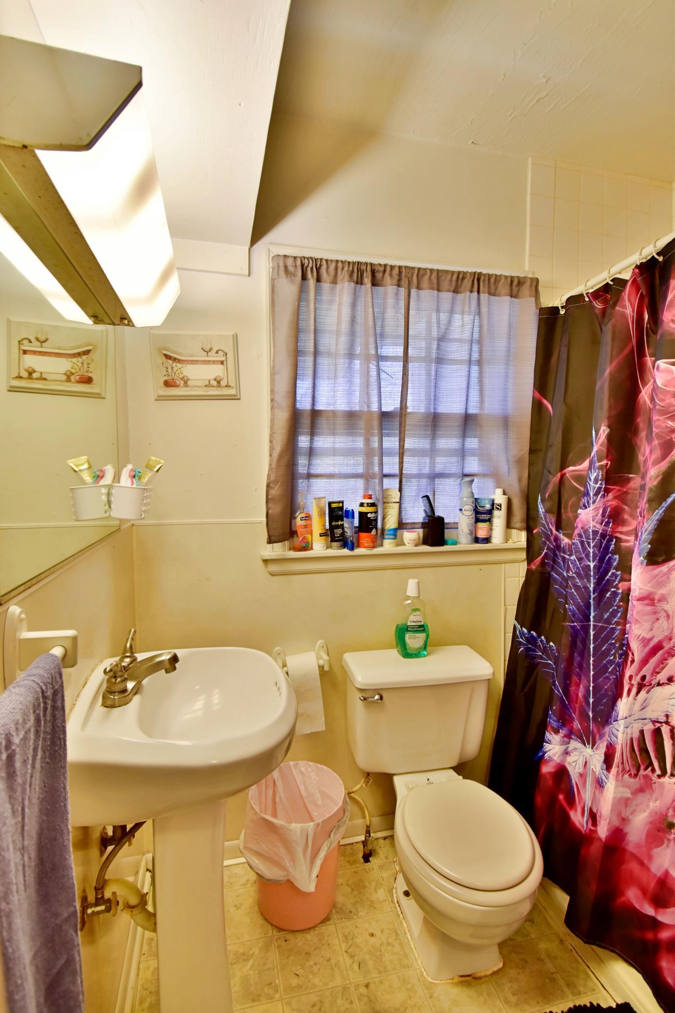 Ashley - LP home - 9.jpeg