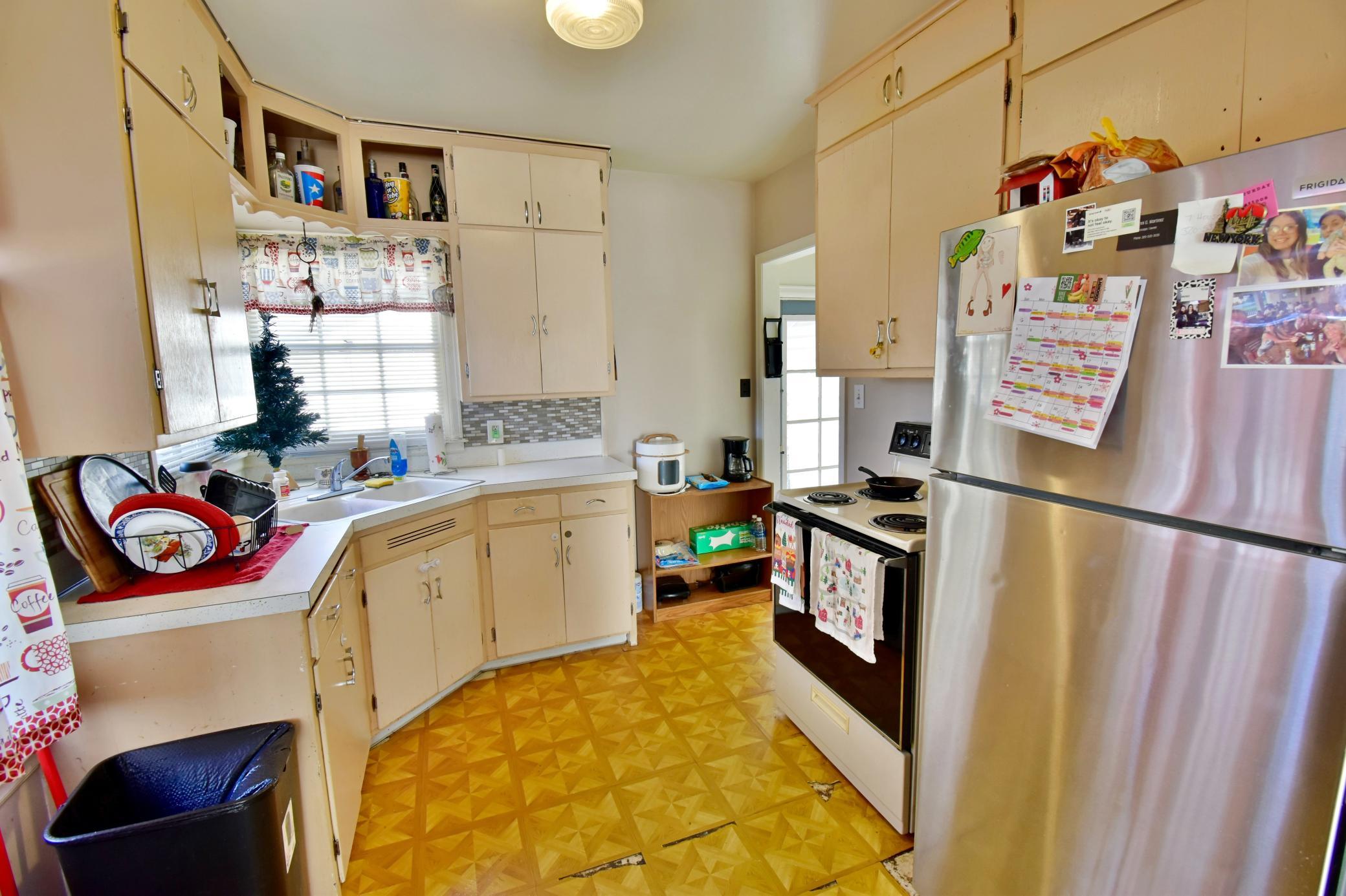 Ashley - LP home - 3.jpeg