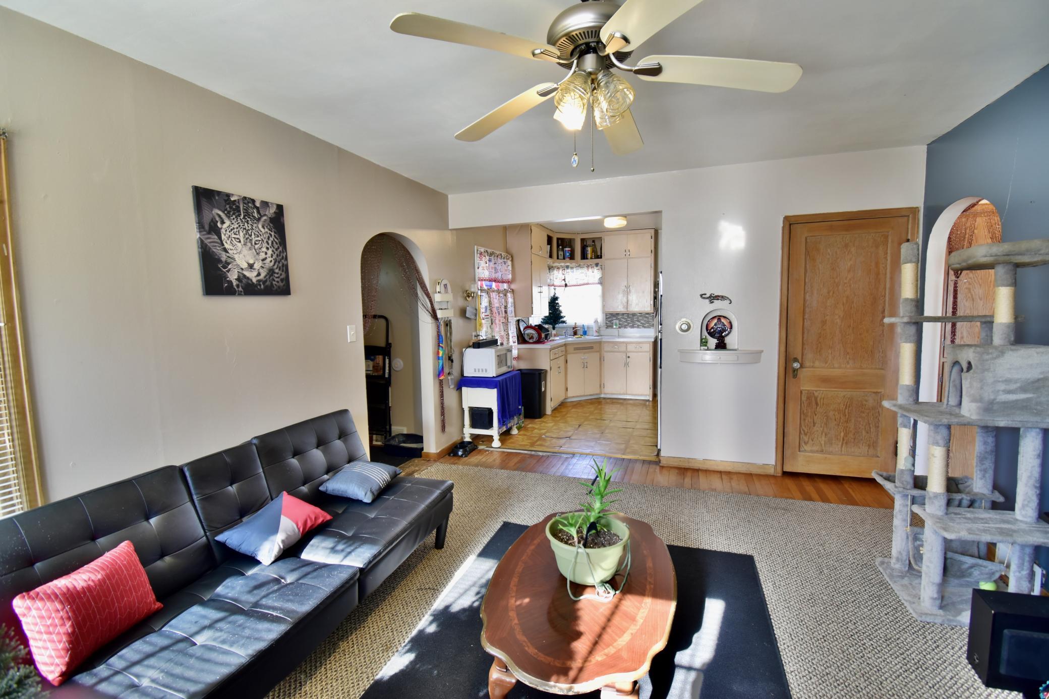 Ashley - LP home - 5.jpeg