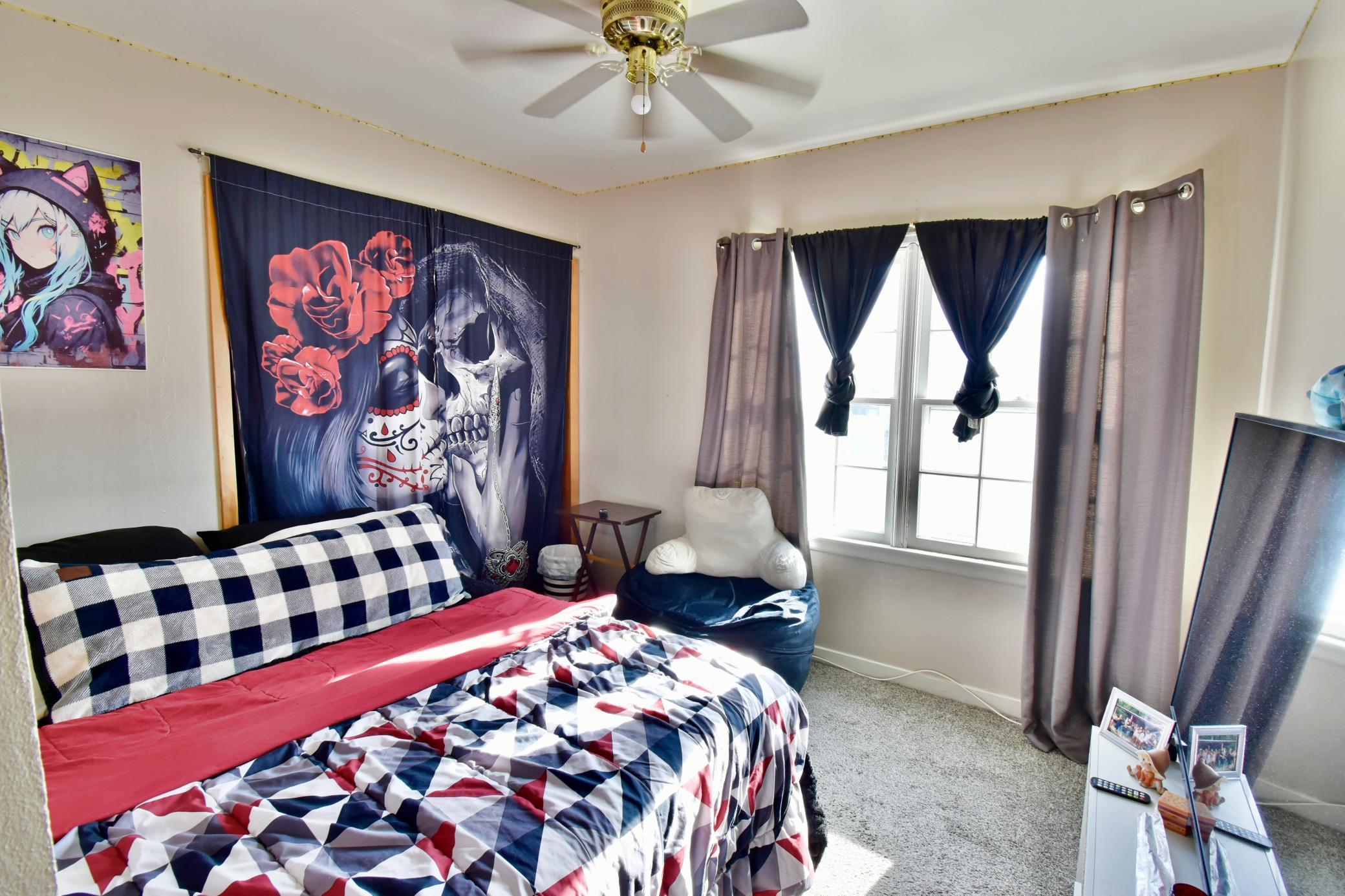 Ashley - LP home - 7.jpeg