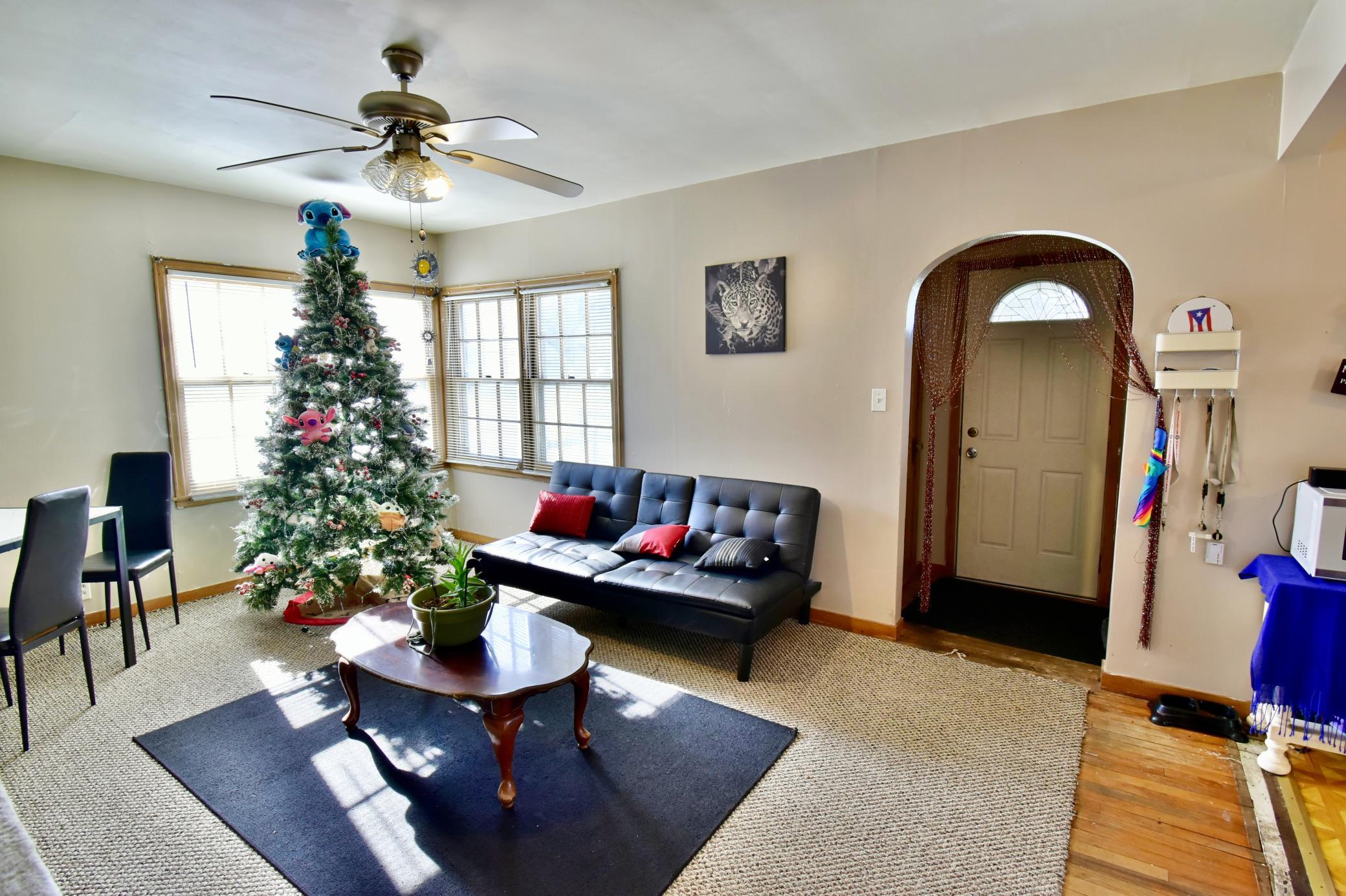 Ashley - LP home - 11.jpeg