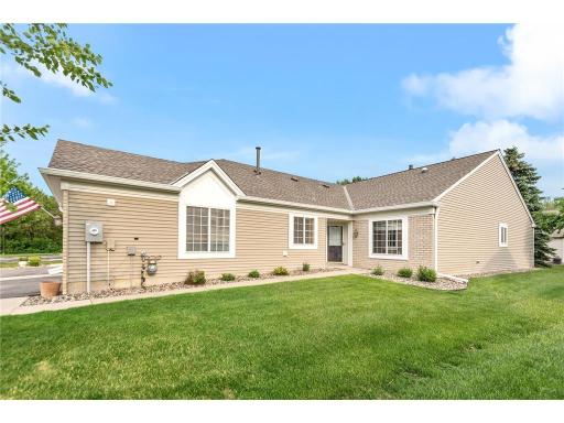 674 Lake View Drive, Saint Paul, MN 55129