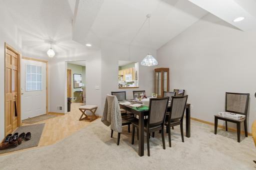 674 Lake View Drive, Saint Paul, MN 55129