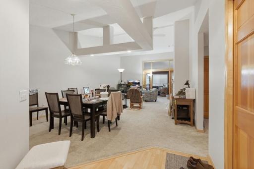 674 Lake View Drive, Saint Paul, MN 55129