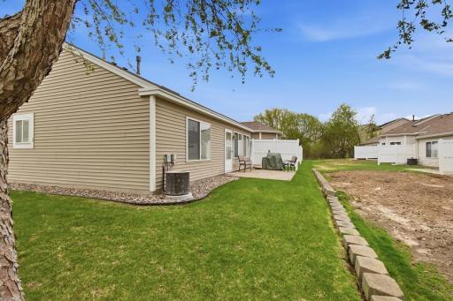 674 Lake View Drive, Saint Paul, MN 55129
