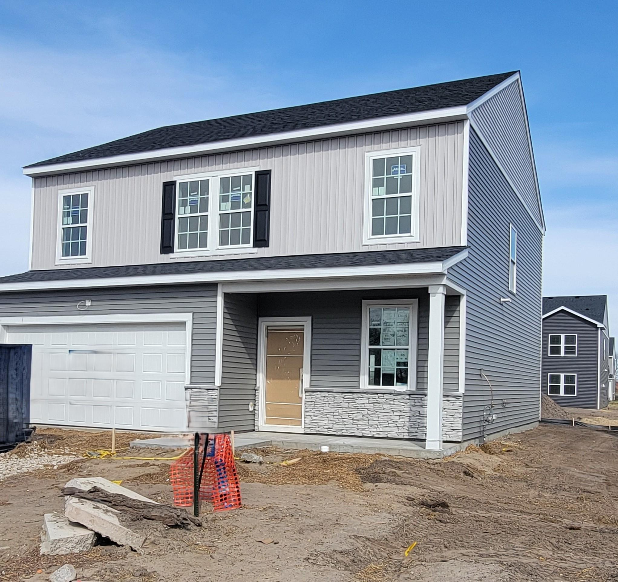 12615 Exterior Front.jpg