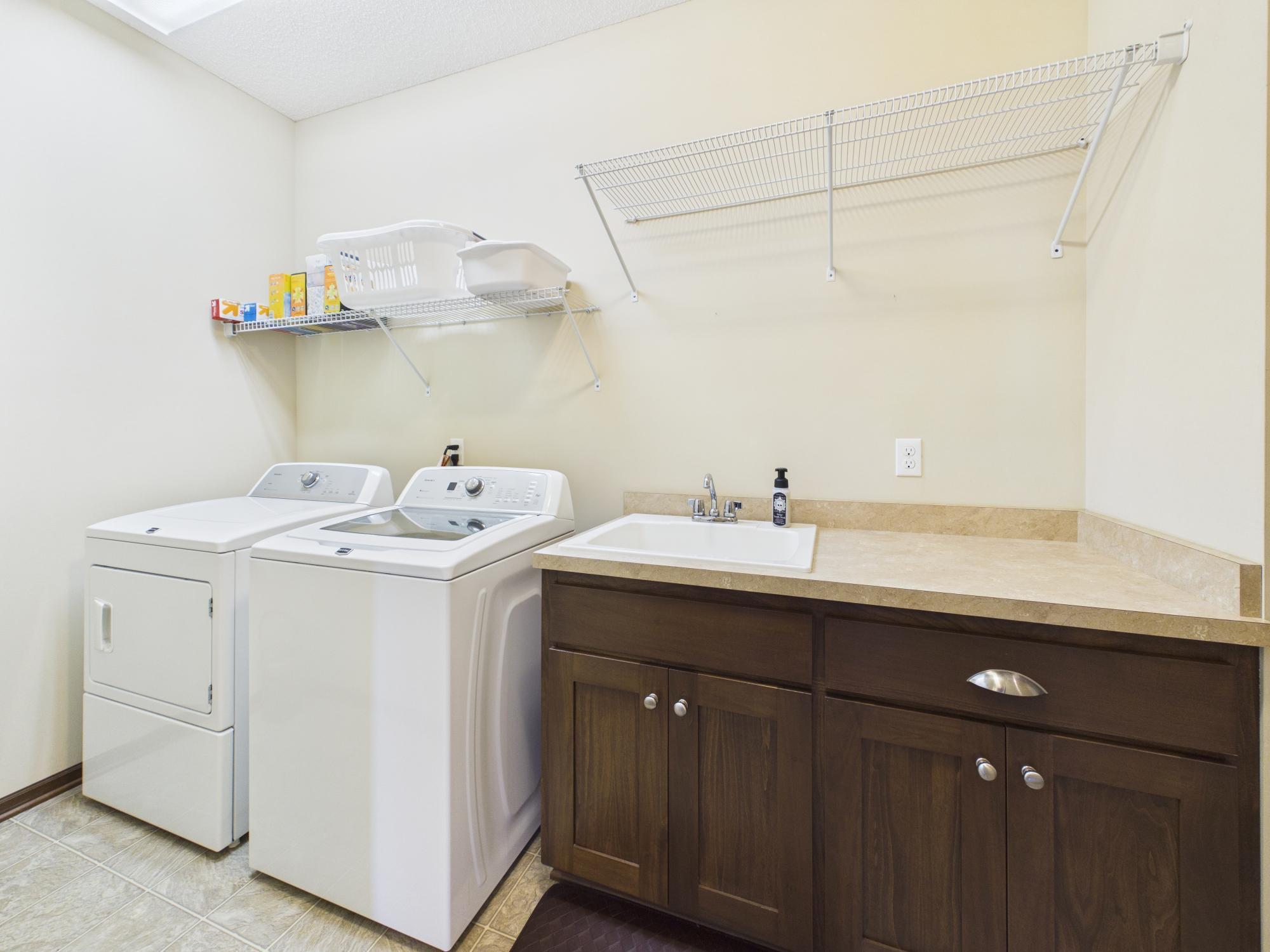 10697 Kingsfield Lane - Laundry Room