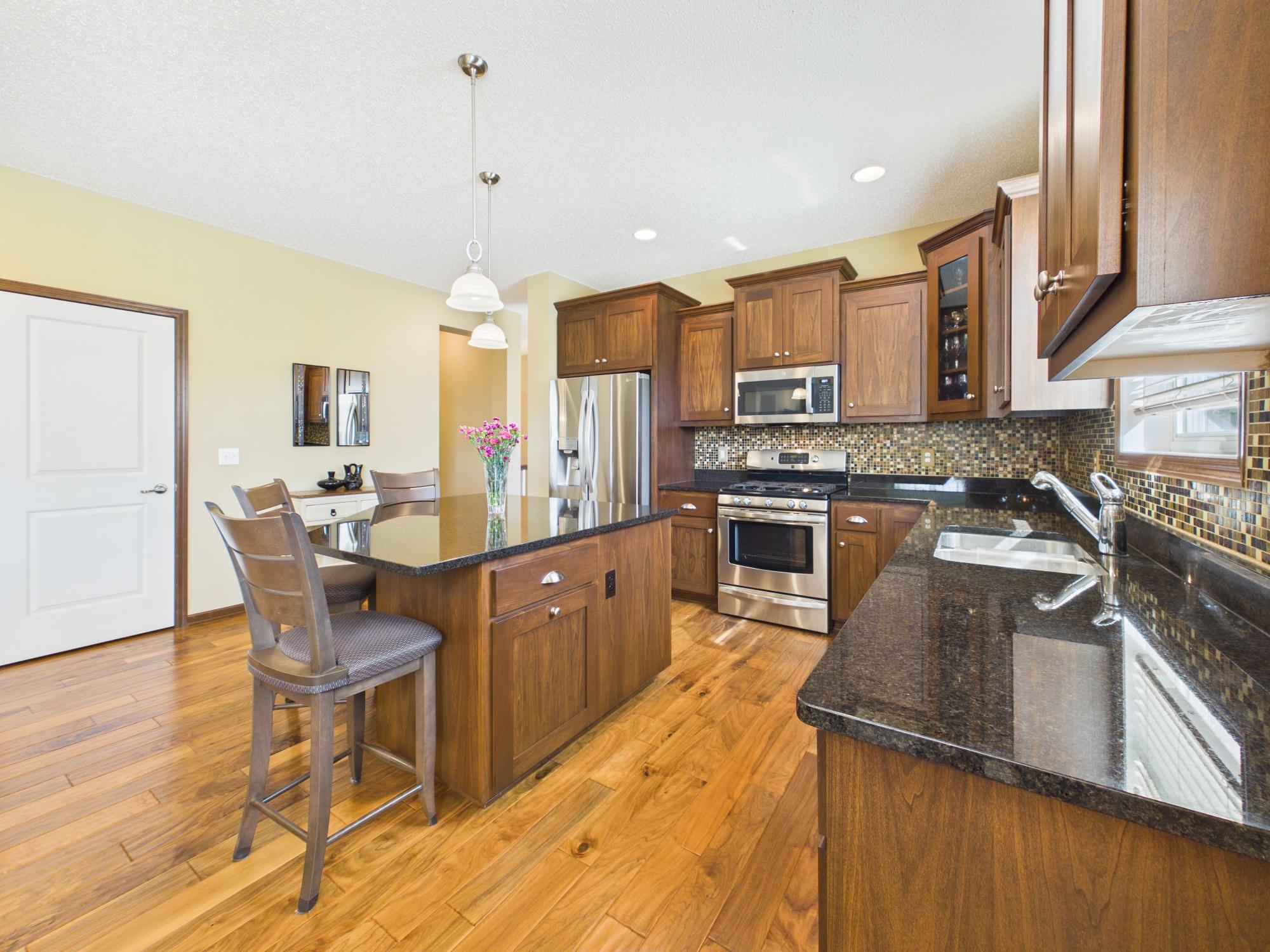 10697 Kingsfield Lane - Kitchen
