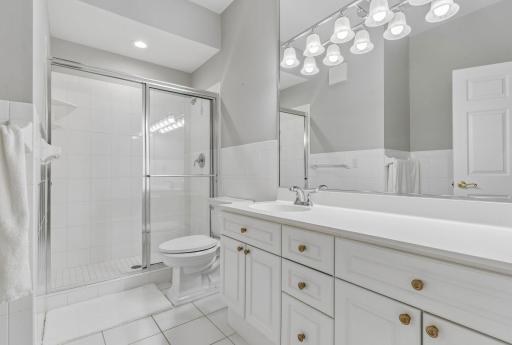 5000 Halifax Avenue S, 107, Edina, MN 55424