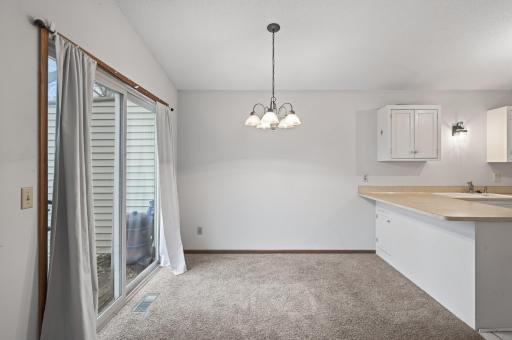 818 Sherwood Road, Saint Paul, MN 55126