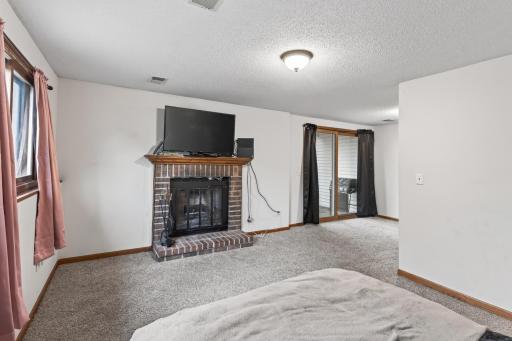 818 Sherwood Road, Saint Paul, MN 55126