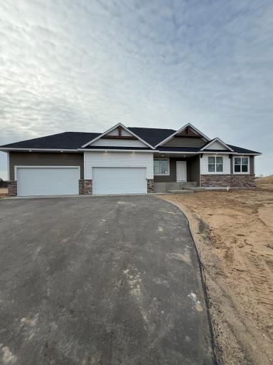 3712 Royal Lytham Court, Brainerd, MN 56401