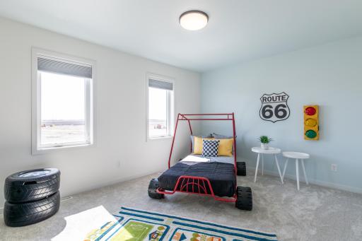 6841 Sunrise Pt, Horace, ND 58047