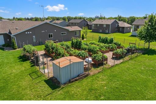 417 Fawn Run, Kenyon, MN 55946