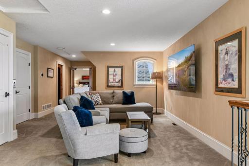 854 Beach Road, Waconia, MN 55387
