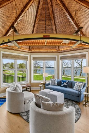 854 Beach Road, Waconia, MN 55387