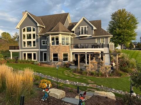 Large Backyard leads to Lake