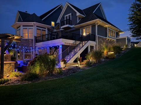 Large Deck with spectacular views