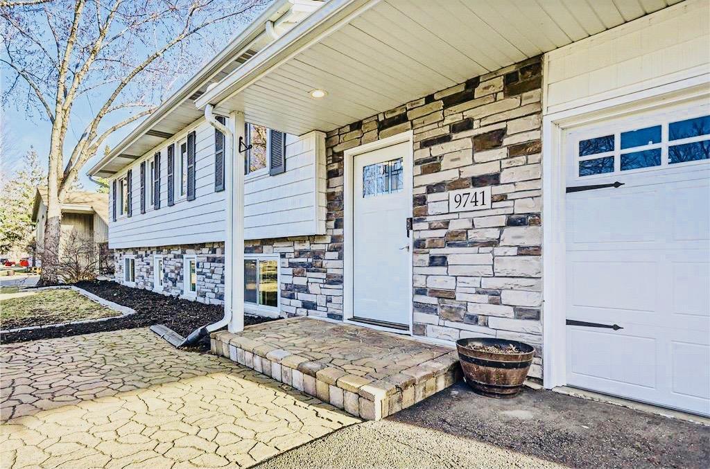 9741 Front address.jpg