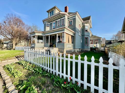 1464 Minnehaha Ave W, Saint Paul, MN 55104
