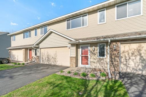4052 Blakewood Drive, Shakopee, MN 55379