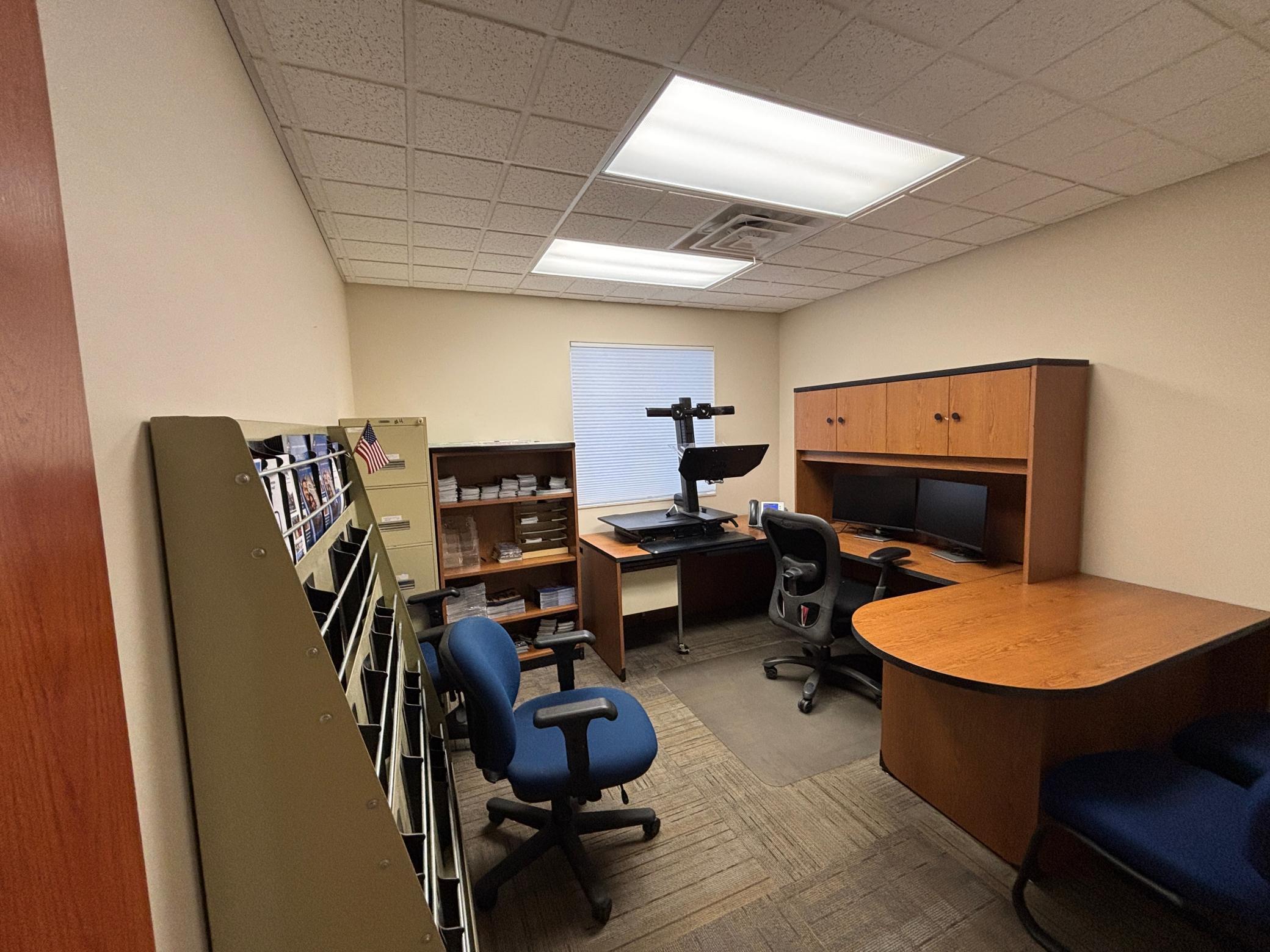 Private office/storage