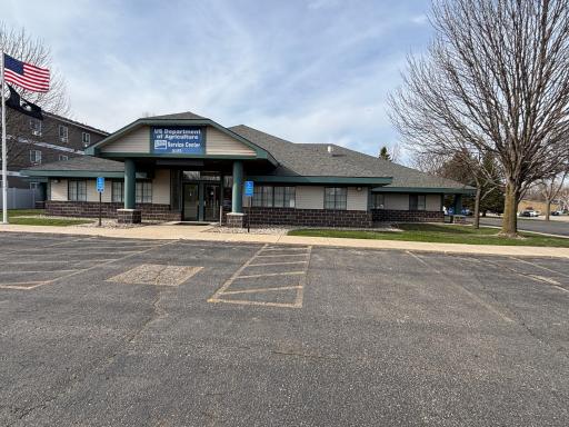 1005 High Avenue NE, Willmar, MN 56201