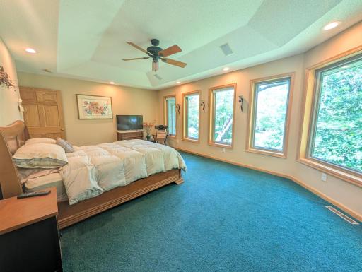 419 Brandywine Drive, Burnsville, MN 55337