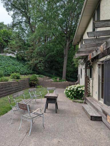 419 Brandywine Drive, Burnsville, MN 55337