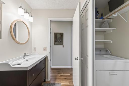 732 Parkside Drive, 732H, Saint Paul, MN 55127
