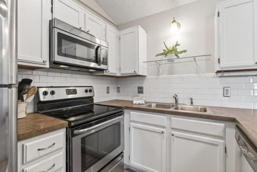 732 Parkside Drive, 732H, Saint Paul, MN 55127