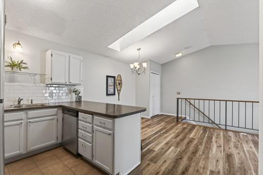 732 Parkside Drive, 732H, Saint Paul, MN 55127